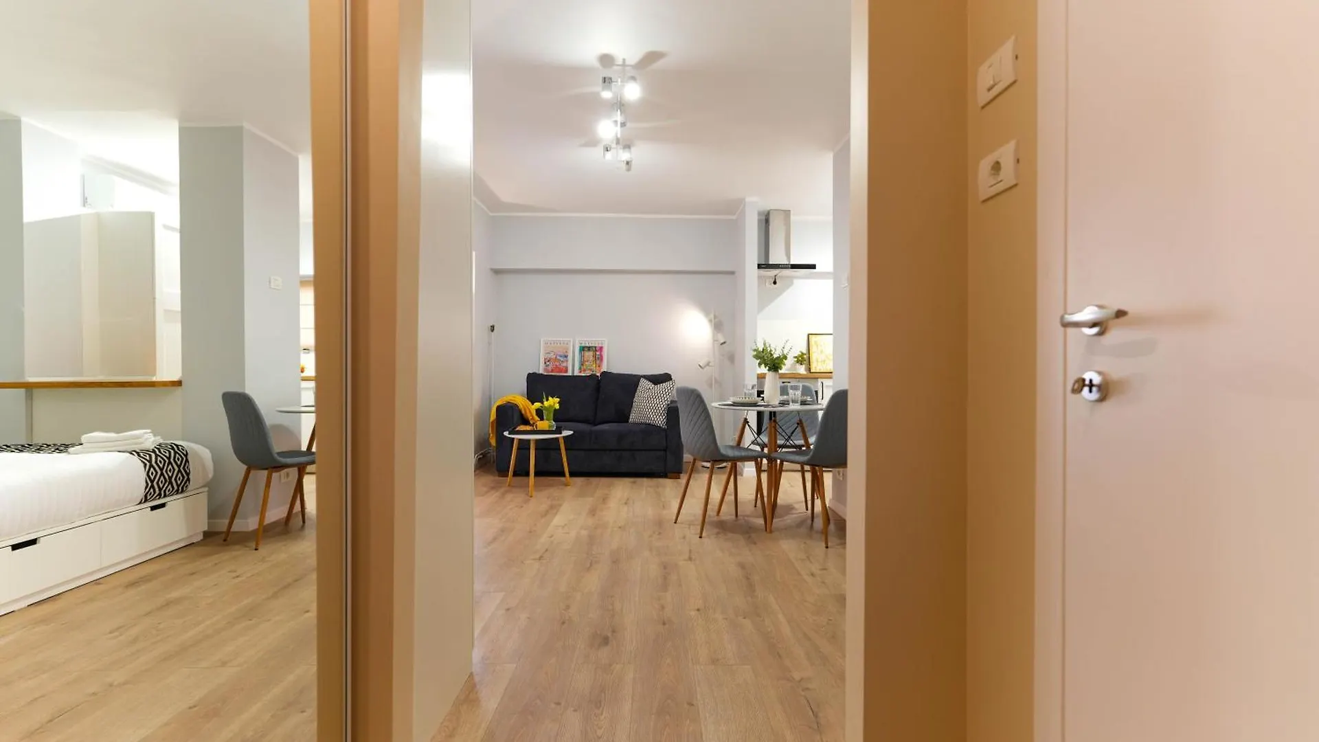 Apartment Andreea - Cozy Studio Near Piata Obor Market Bucharest