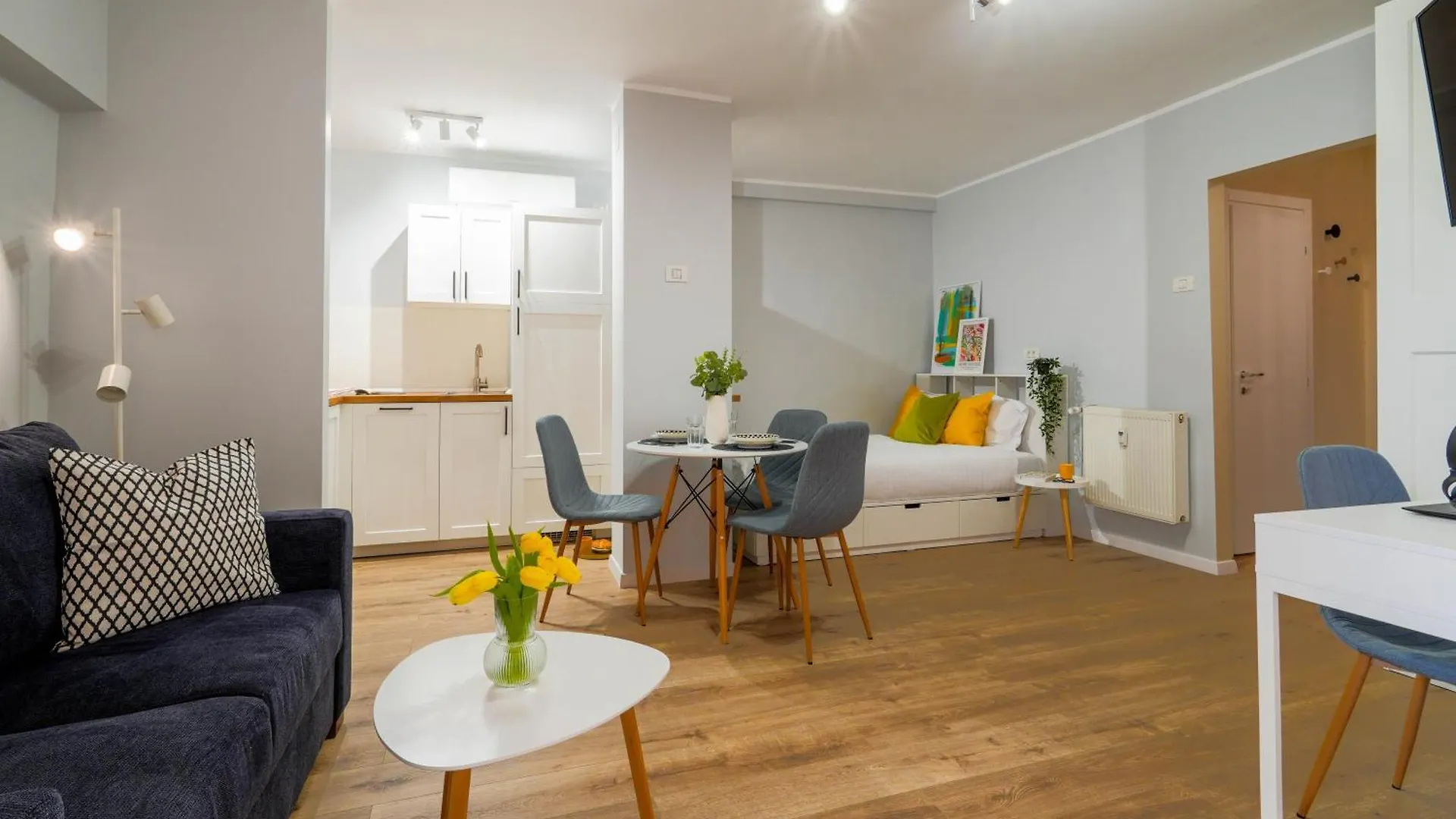 Apartment Andreea - Cozy Studio Near Piata Obor Market Bucharest Romania