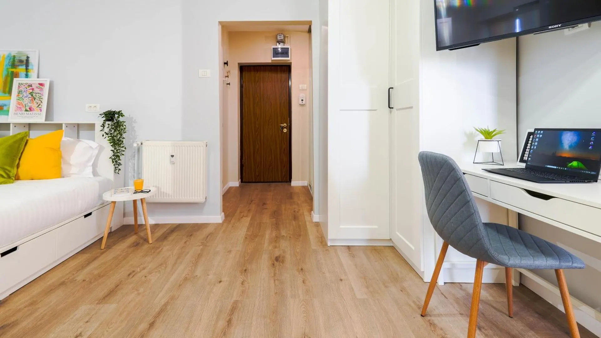 Apartment Andreea - Cozy Studio Near Piata Obor Market Bucharest