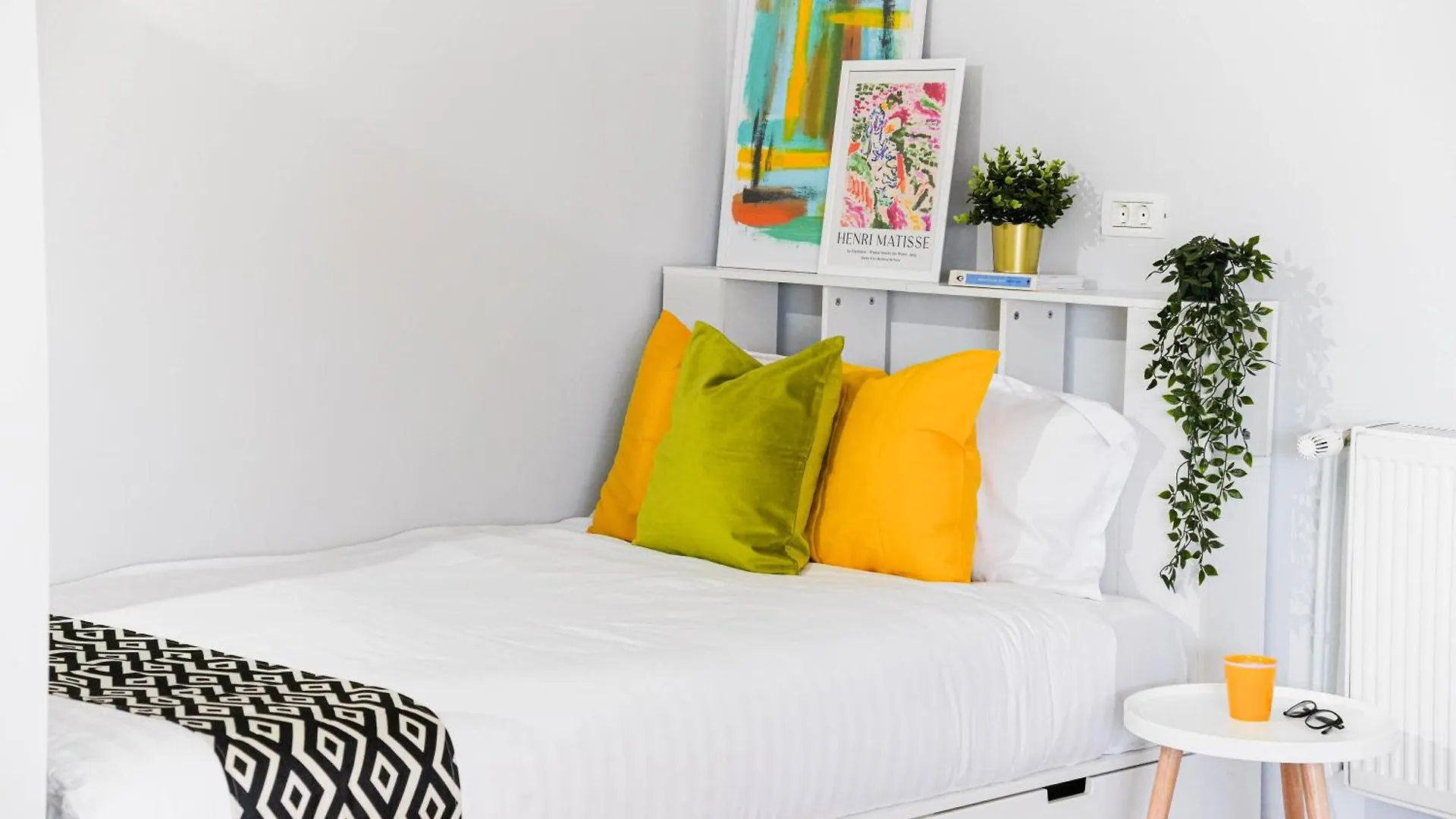 Apartment Andreea - Cozy Studio Near Piata Obor Market Bucharest